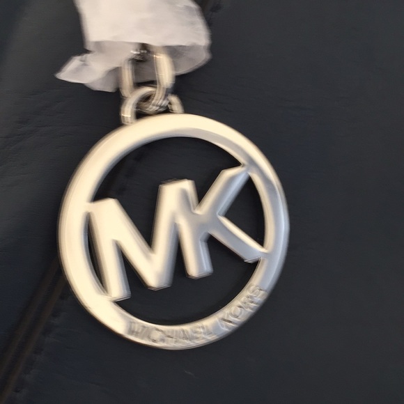 Brand New Authentic Michael Kors Bag - Picture 3 of 5